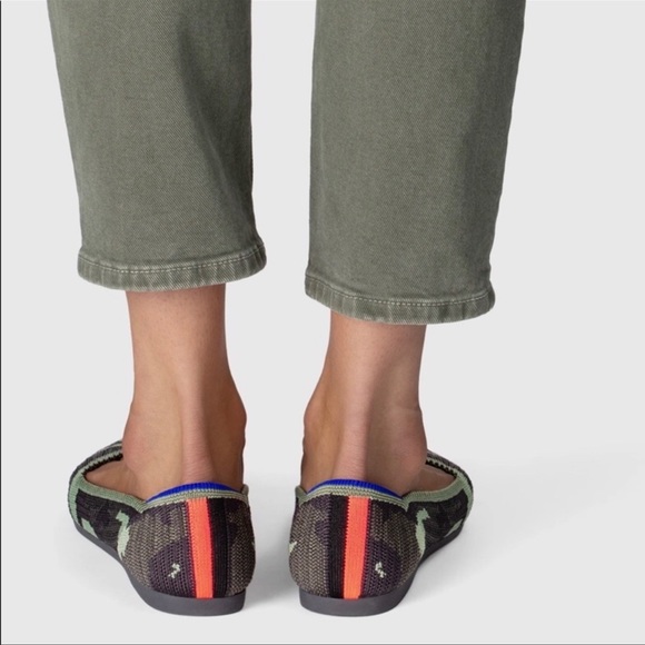 ROTHYS THE POINT OLIVE CAMO FLAT SHOES Rubber Point Toe Army - Picture 2 of 12